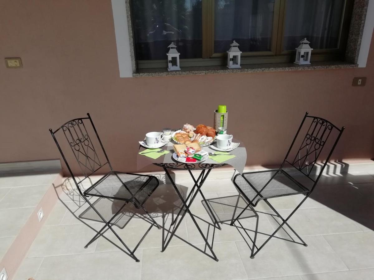B&B La Regina Carbonia Esterno foto